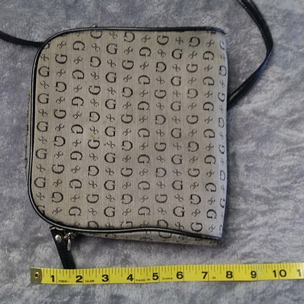 GC Purse - Picture 3 of 5